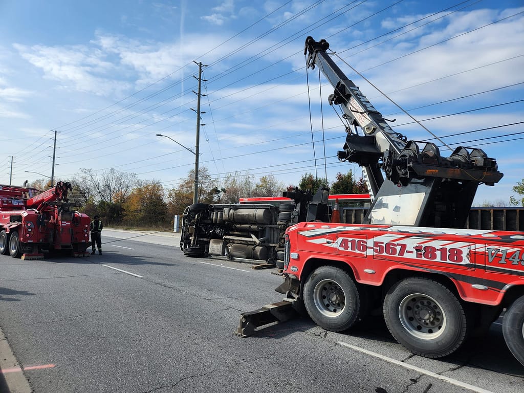 Keele Street Crisis: Tow Truck Heroes in Action